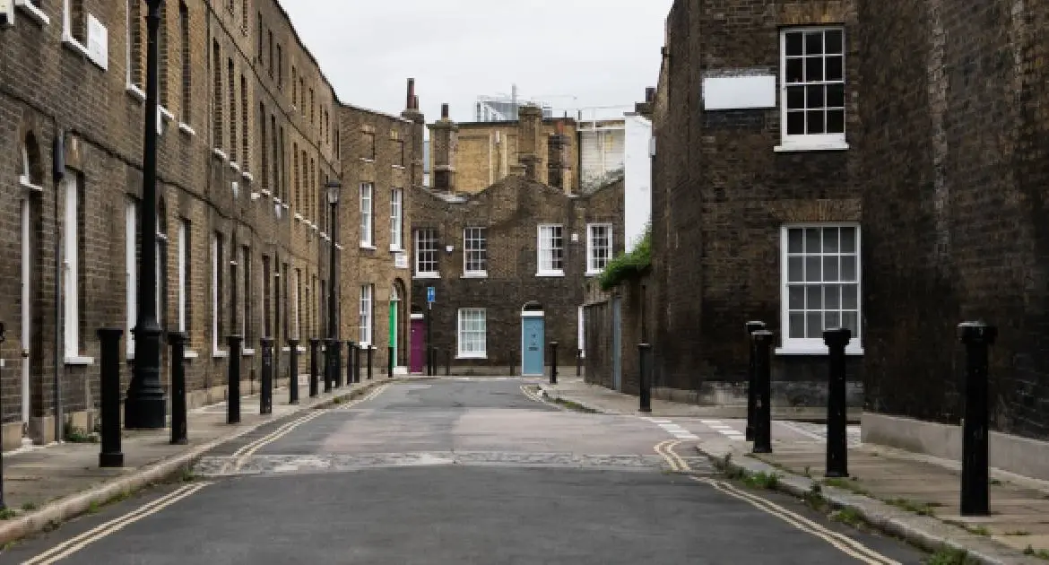 How Edinburgh Letting Agents Conduct Tenant Screening to Ensure Reliable Tenants?