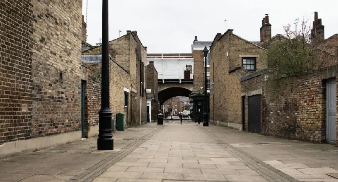 Why Does Choosing the Right Edinburgh Letting Agency Matter for Landlords?